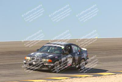 media/Oct-15-2023-Lucky Dog Racing Chuckwalla (Sun) [[f659570f60]]/2nd Stint Bowl/